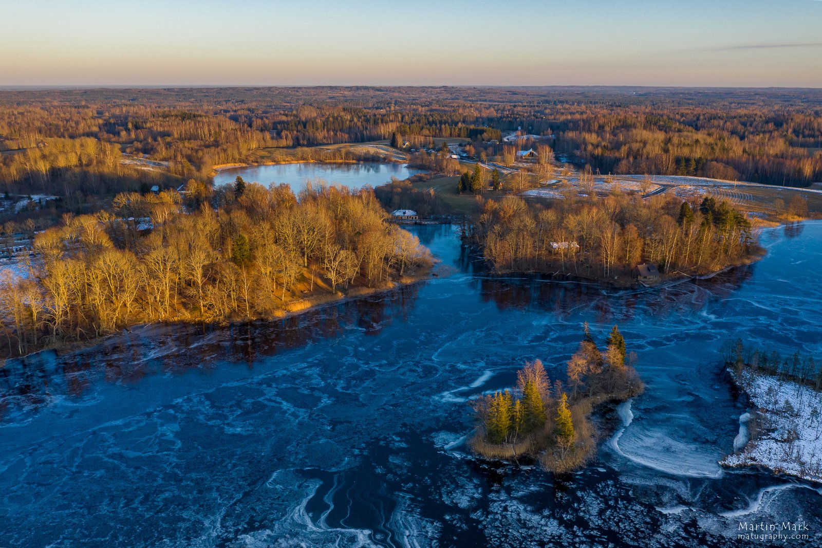 Kavadi järv, Uue-Saaluse