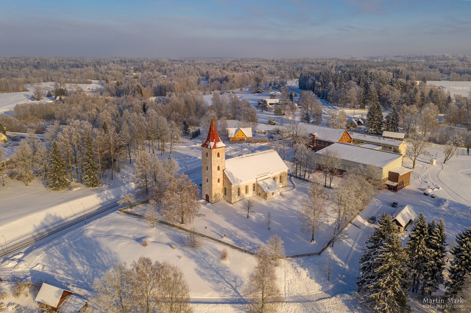 Rõuge Maarja kirik talvel