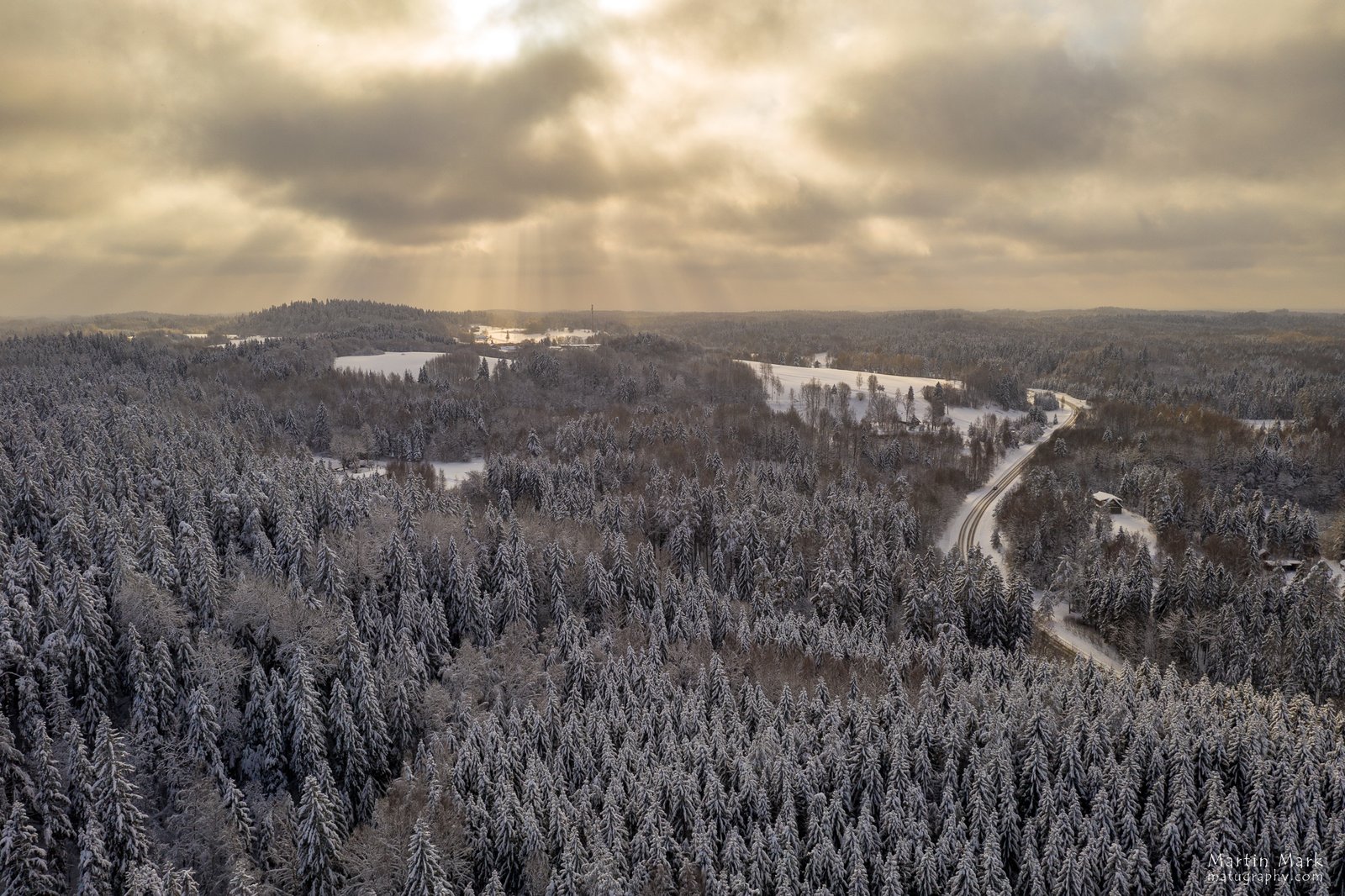 Talvine vaade Vällamäelt Suurele Munamäele